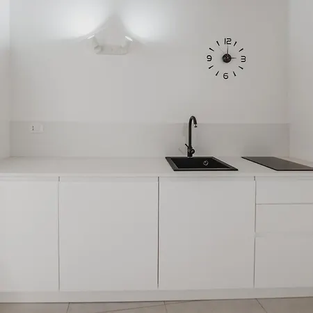 Art Collection By Wonderful Italy Apartment