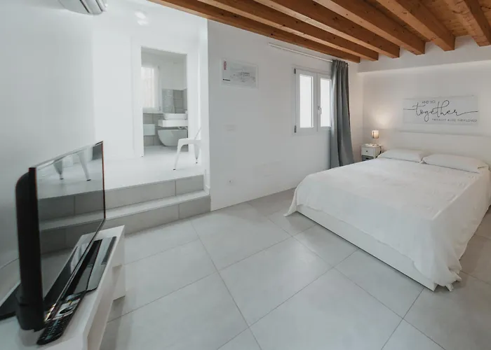 Art Collection By Wonderful Italy Apartment *